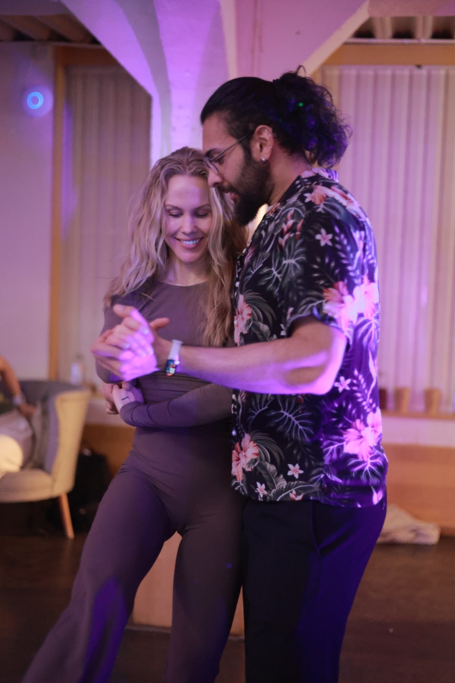 Social dancing moment